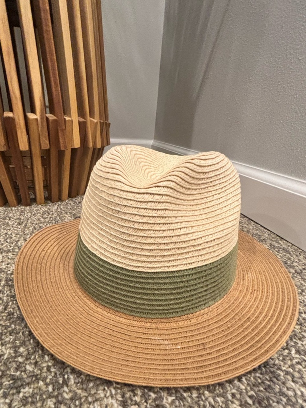 Three-Tone Straw Fedora Hat - Cream, Olive, Tan